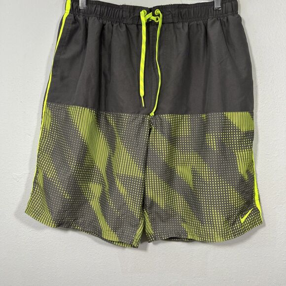 Nike Bord Shorts Mens XXL‎ Swim Trunks Graphic Surf Beach - Picture 1 of 9
